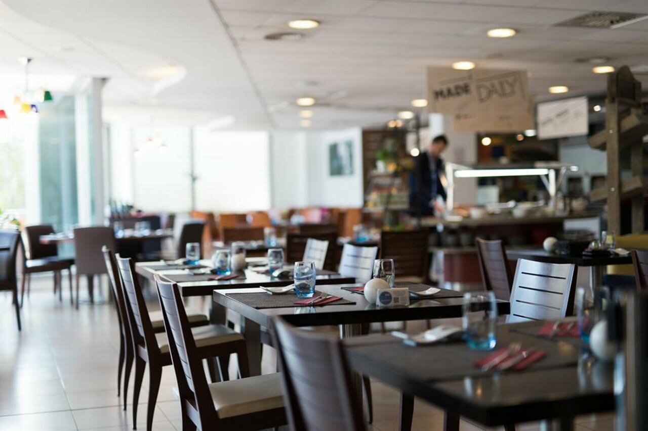 Фото ibis Styles Barcelona Sant Joan Despi