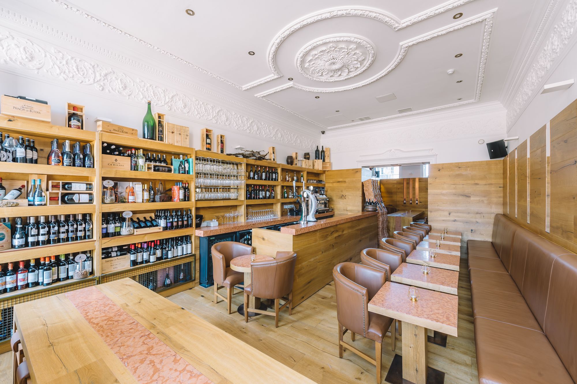 Фото The Wine House 1821