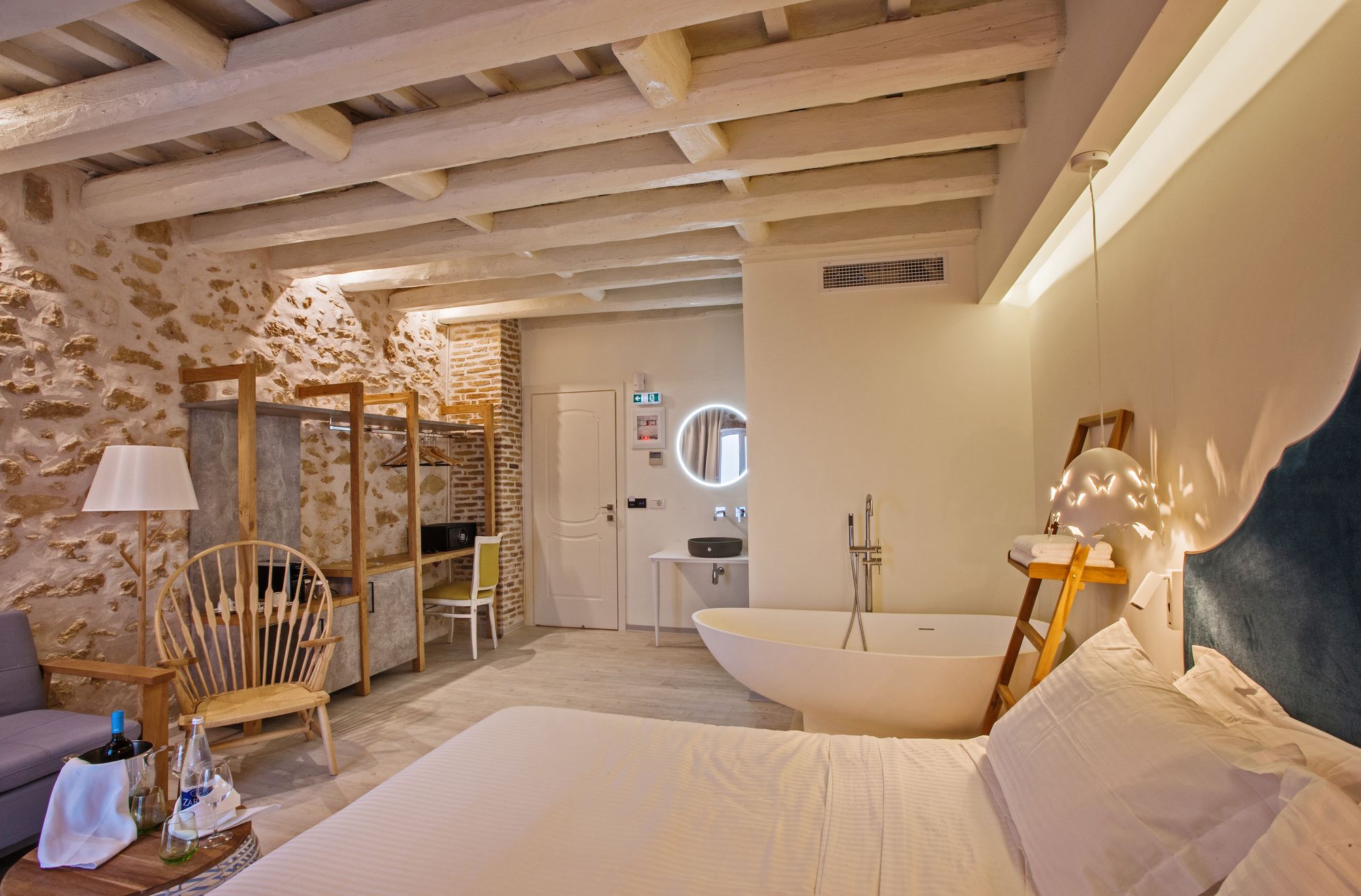 Фото Thalassa Boutique Hotel