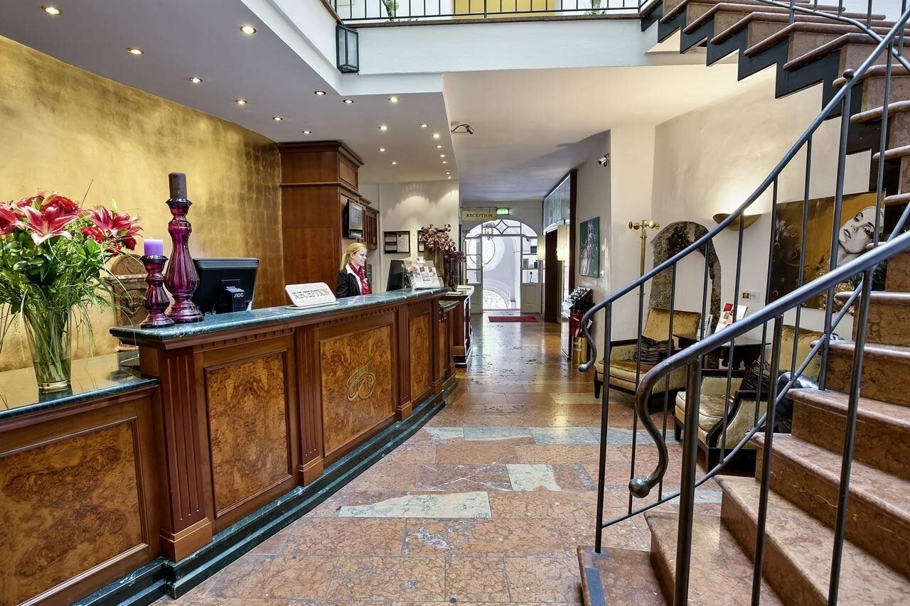 Фото Radisson Blu Hotel Altstadt, Salzburg