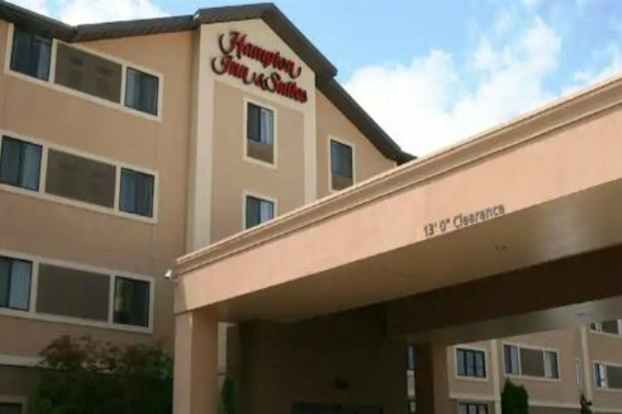 Фото Hampton Inn & Suites Burlington