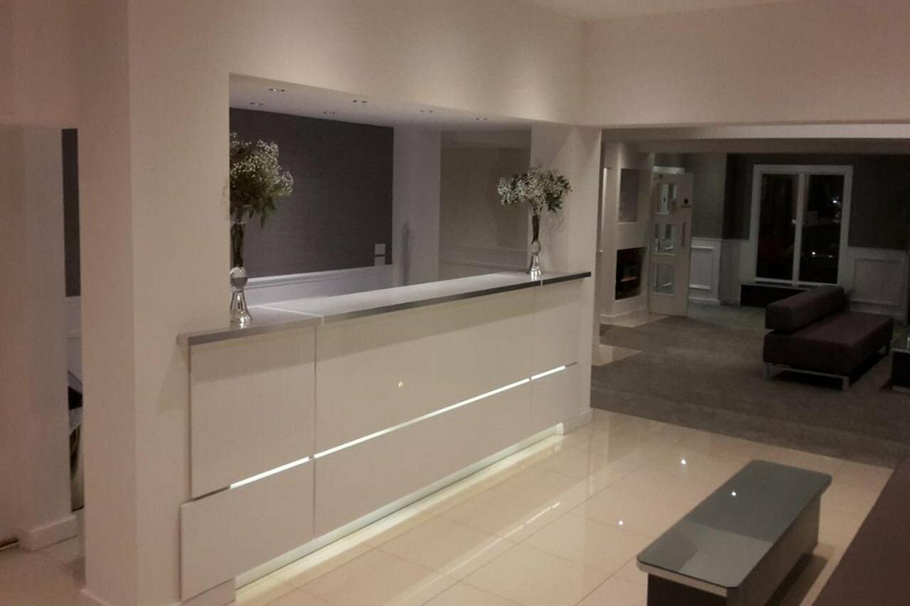 Фото The Park Hotel