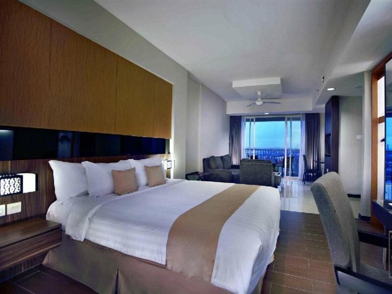 Фото The Malibu Suites Balikpapan by Sissae Living