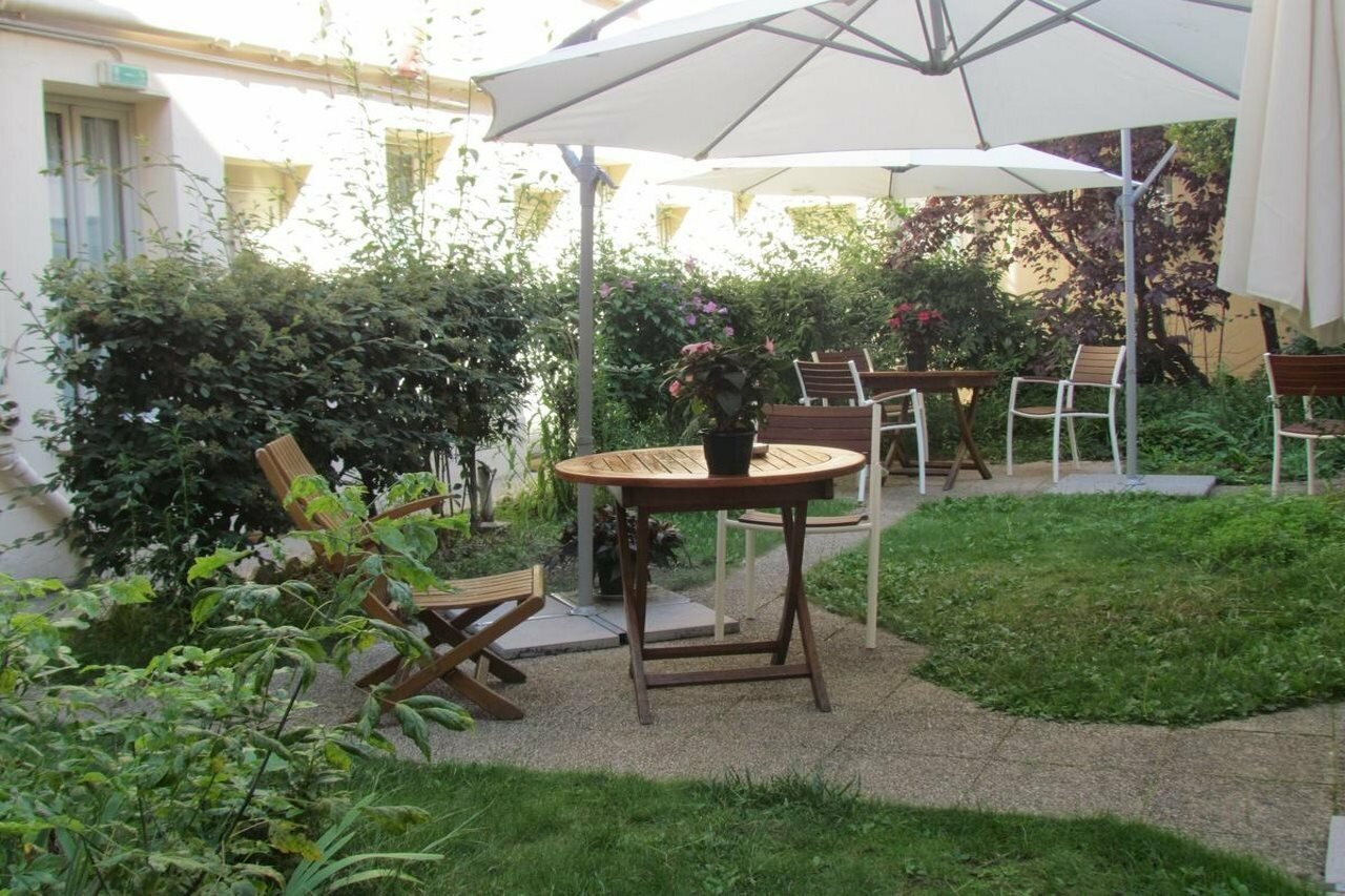 Фото Exelmans Hotel