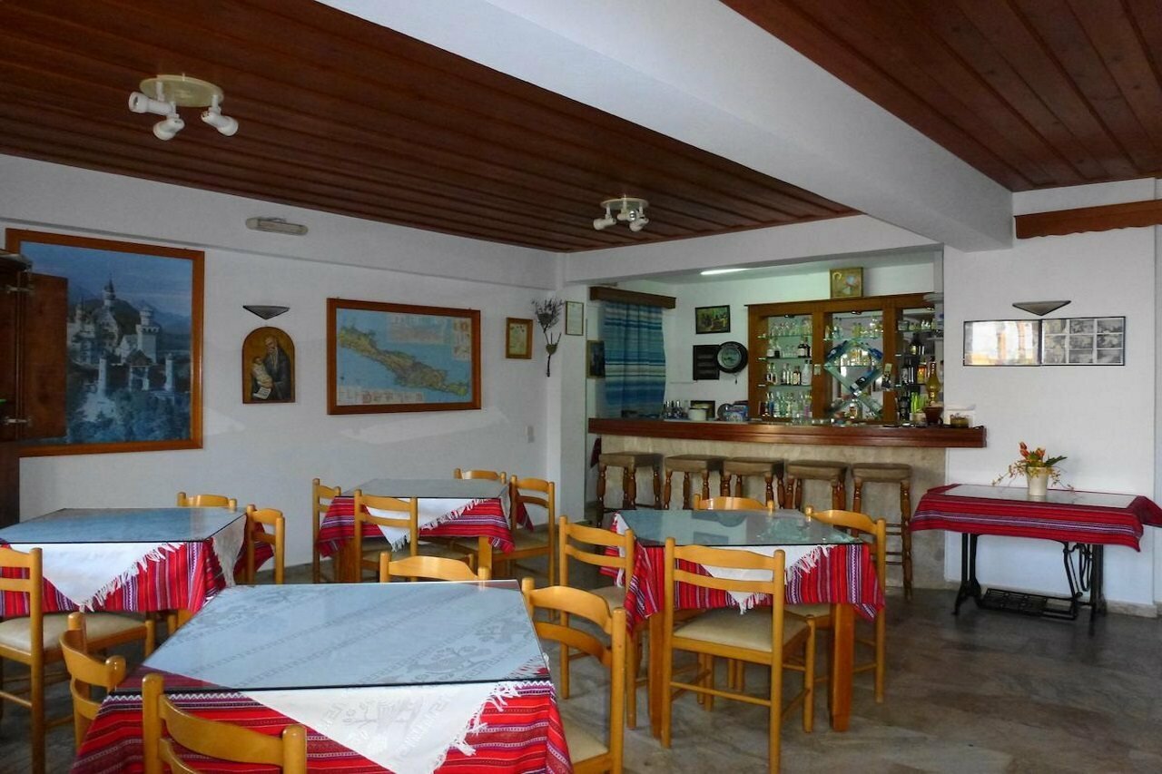 Фото Vlachakis Hotel