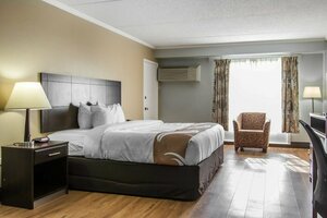 Гостиница Quality Inn Downtown Historic District