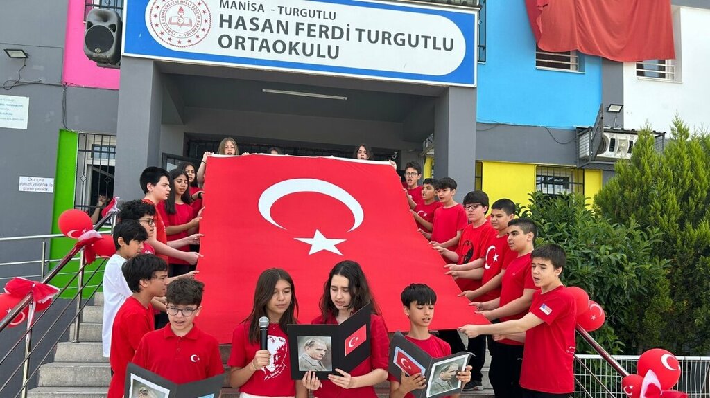 School Hasan Ferdi Turgutlu Middle School, Turgutlu, photo