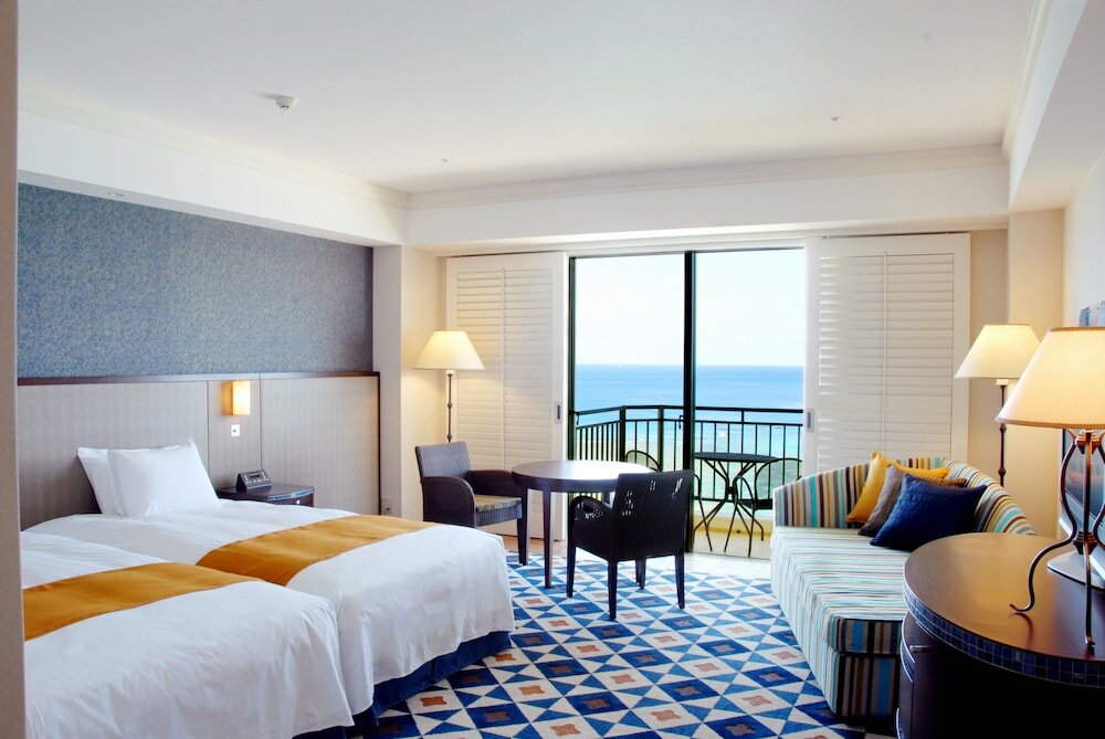 Фото Hotel Nikko Alivila Yomitan Resort Okinawa