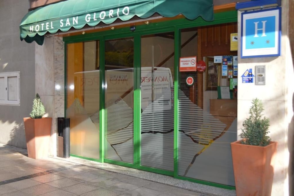 Фото Hotel Bedoya