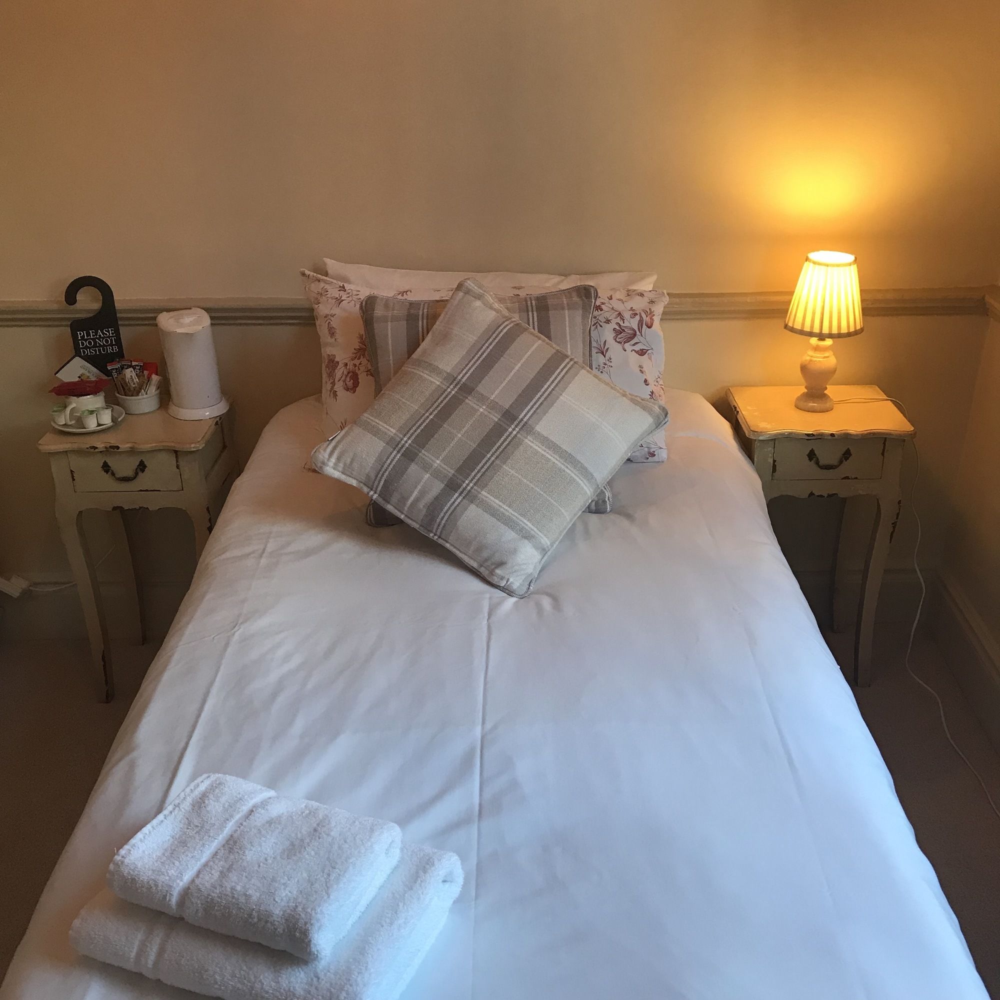 Фото Galtres Lodge Hotel