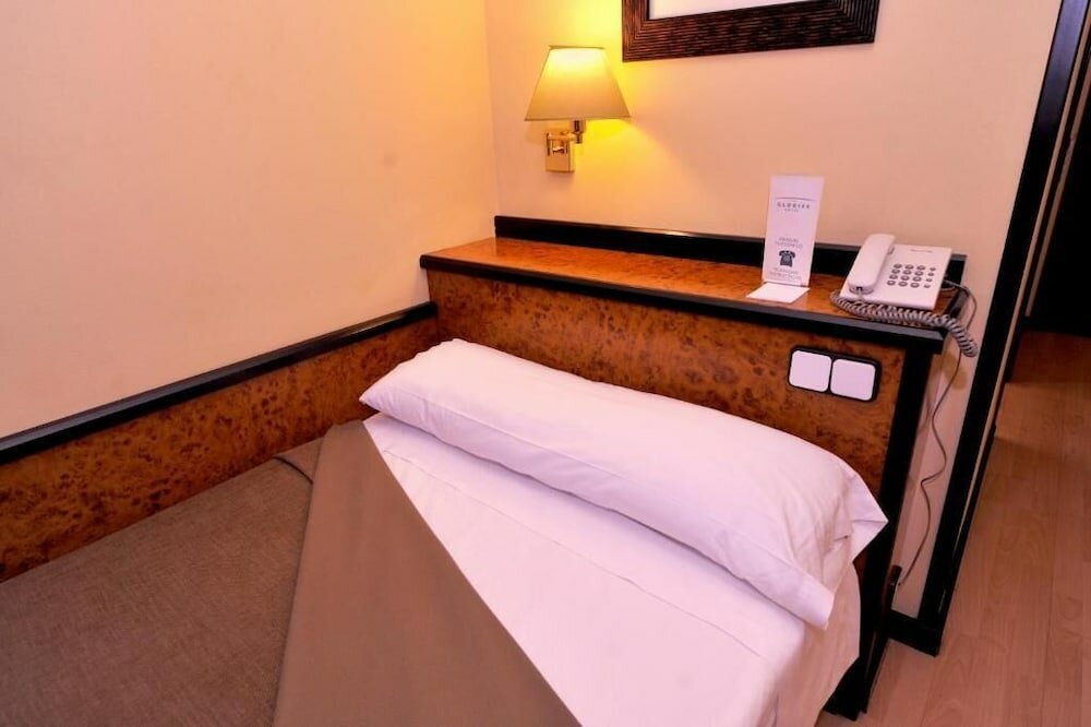 Фото Hotel Glories