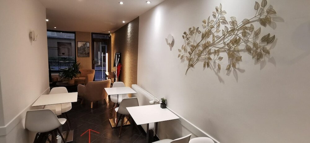 Фото Hôtel Du Maine