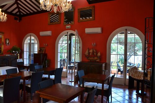 Гостиница Hôtel Villa des Anges в Гриме