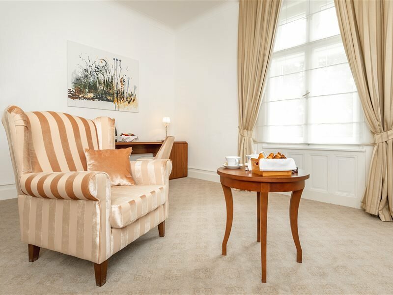 Фото Le Premier Boutique Hotel