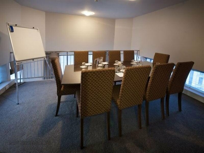 Фото Airedale Boutique Suites