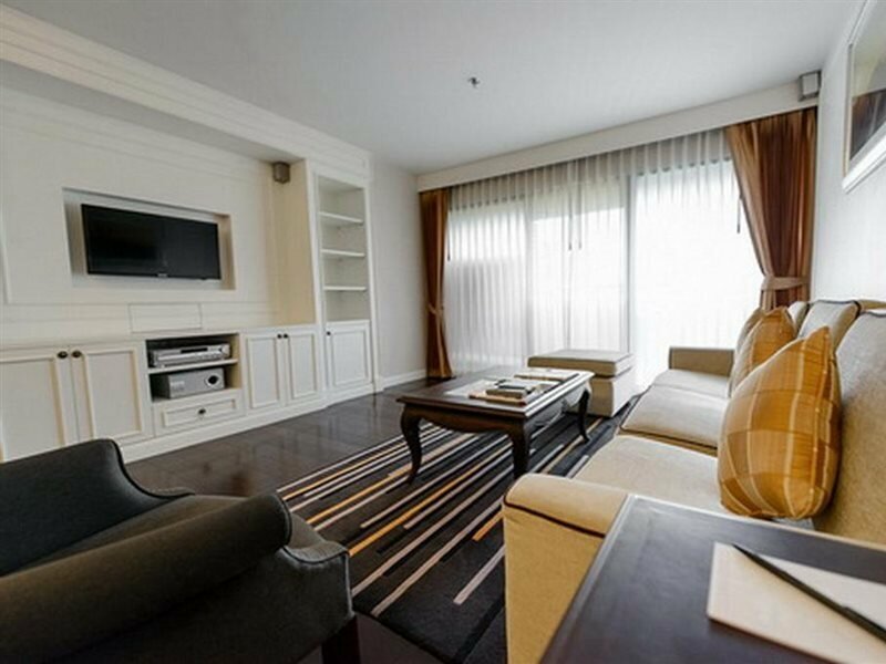 Фото Bliston Suwan Park View