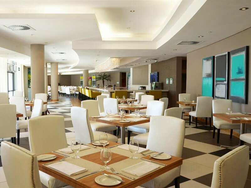 Фото Holiday Inn Mauritius Mon Tresor an Ihg Hotel