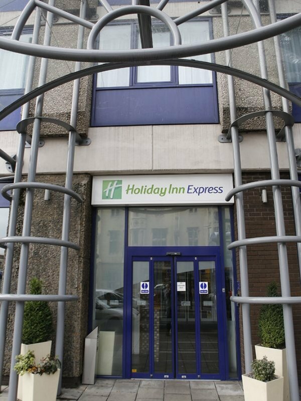 Фото Holiday Inn Express Bristol City Centre by IHG