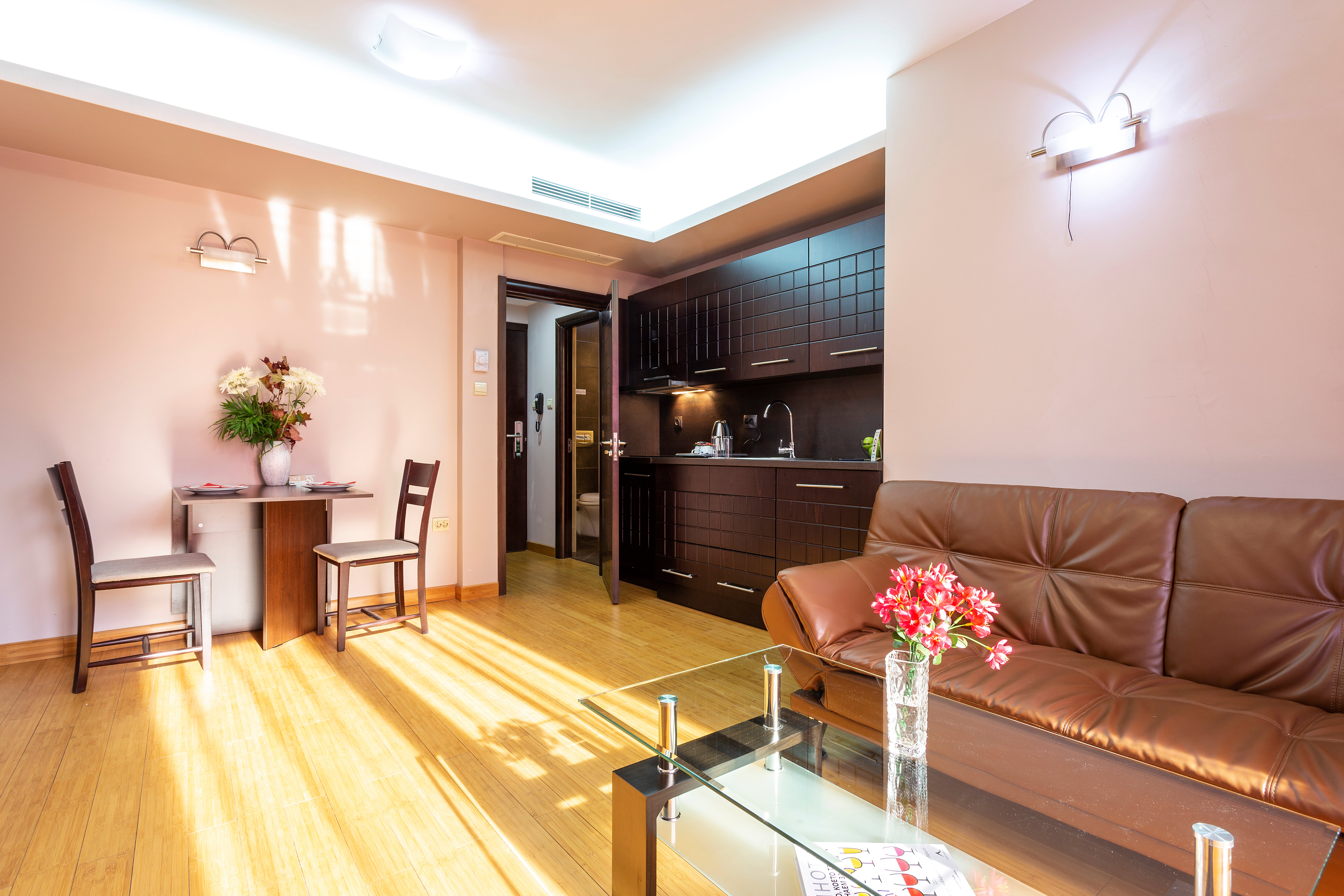 Фото CityHome Aparthotel