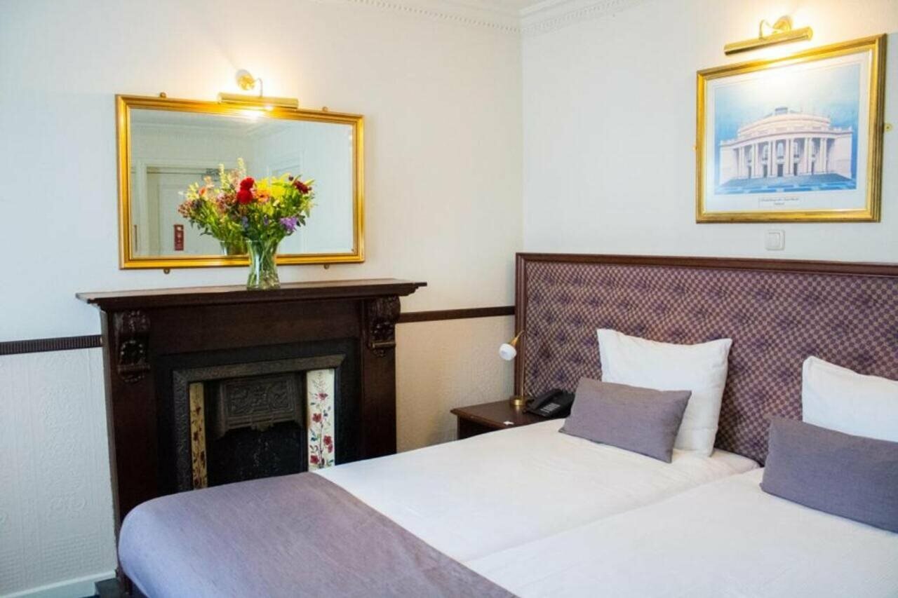 Фото Boutique Hotel De Doelen