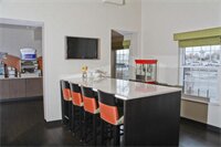 Фото Wingate by Wyndham Roseville/Detroit