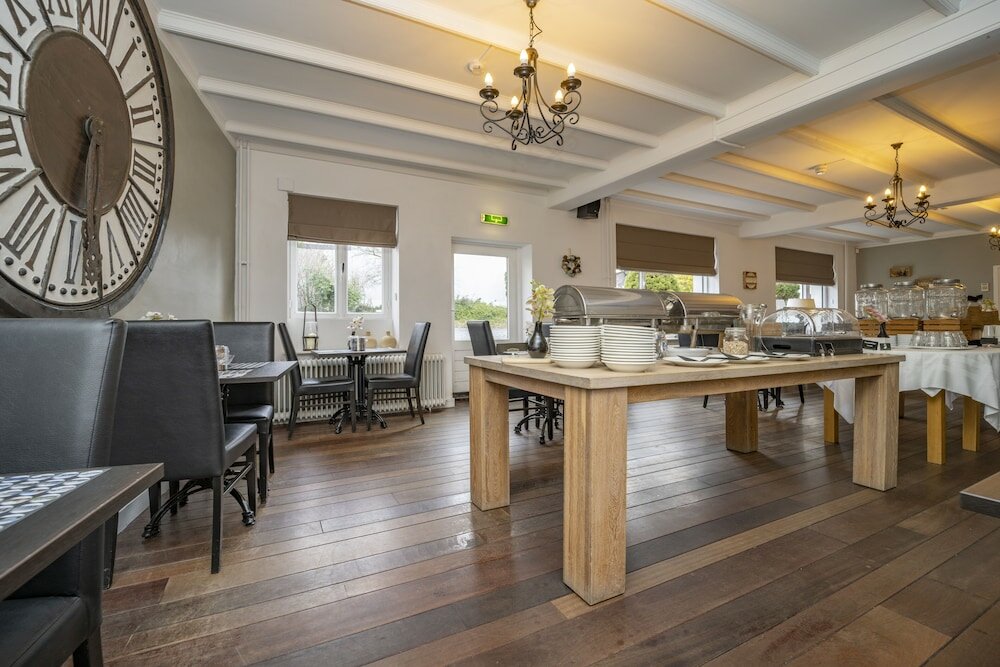 Фото Fletcher Hotel-Restaurant De Burghoeve