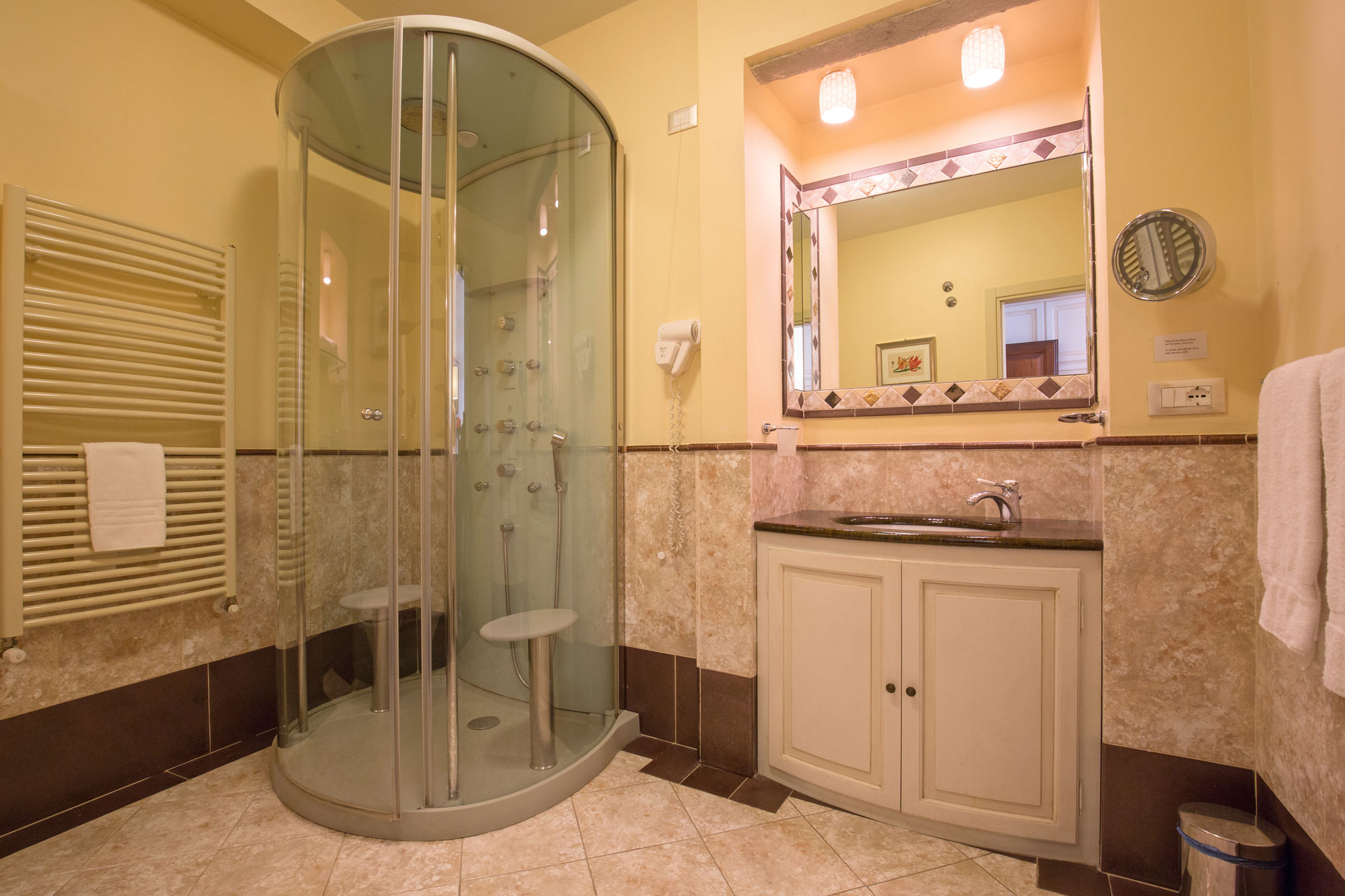 Фото La Casa del Garbo - Luxury Rooms & Suite