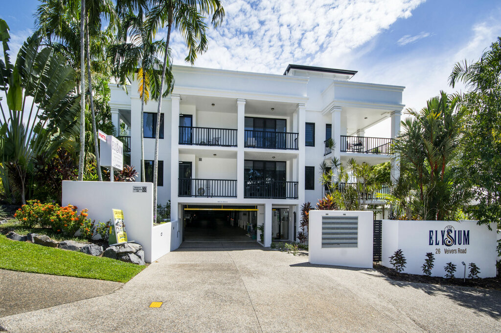 Hotel Elysium Apartments, Palm Cove, photo