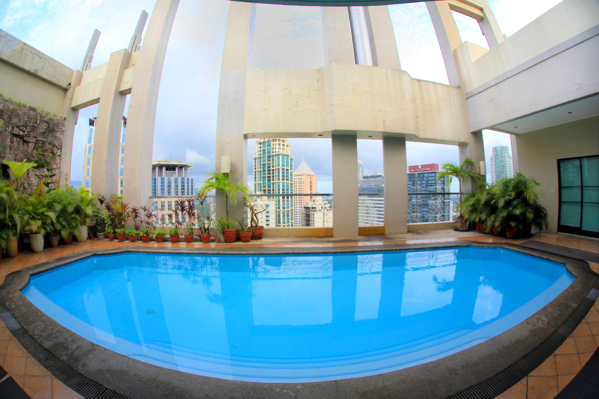 Фото Bsa Suites Makati