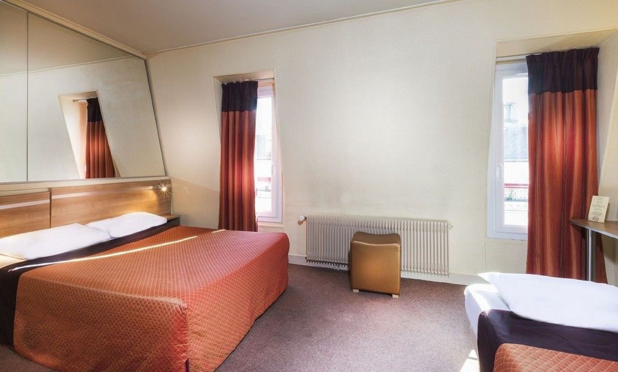 Фото Hôtel de France Quartier Latin