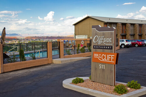Гостиница Inn on the Cliff в Сент-Джордже