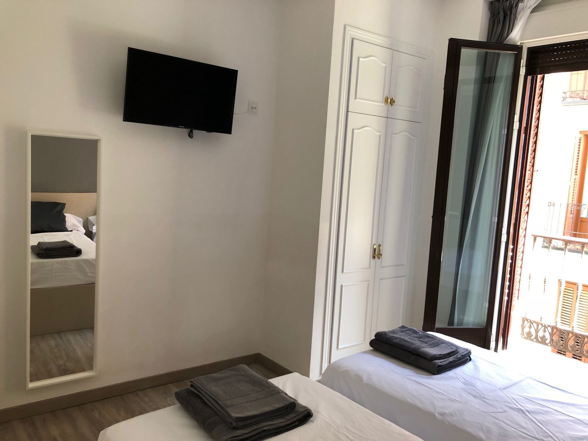 Фото Hostalin Madrid Atocha