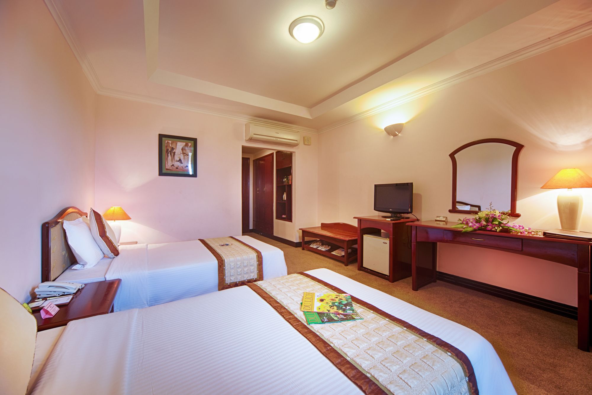 Фото Muong Thanh Grand Phuong Dong Hotel