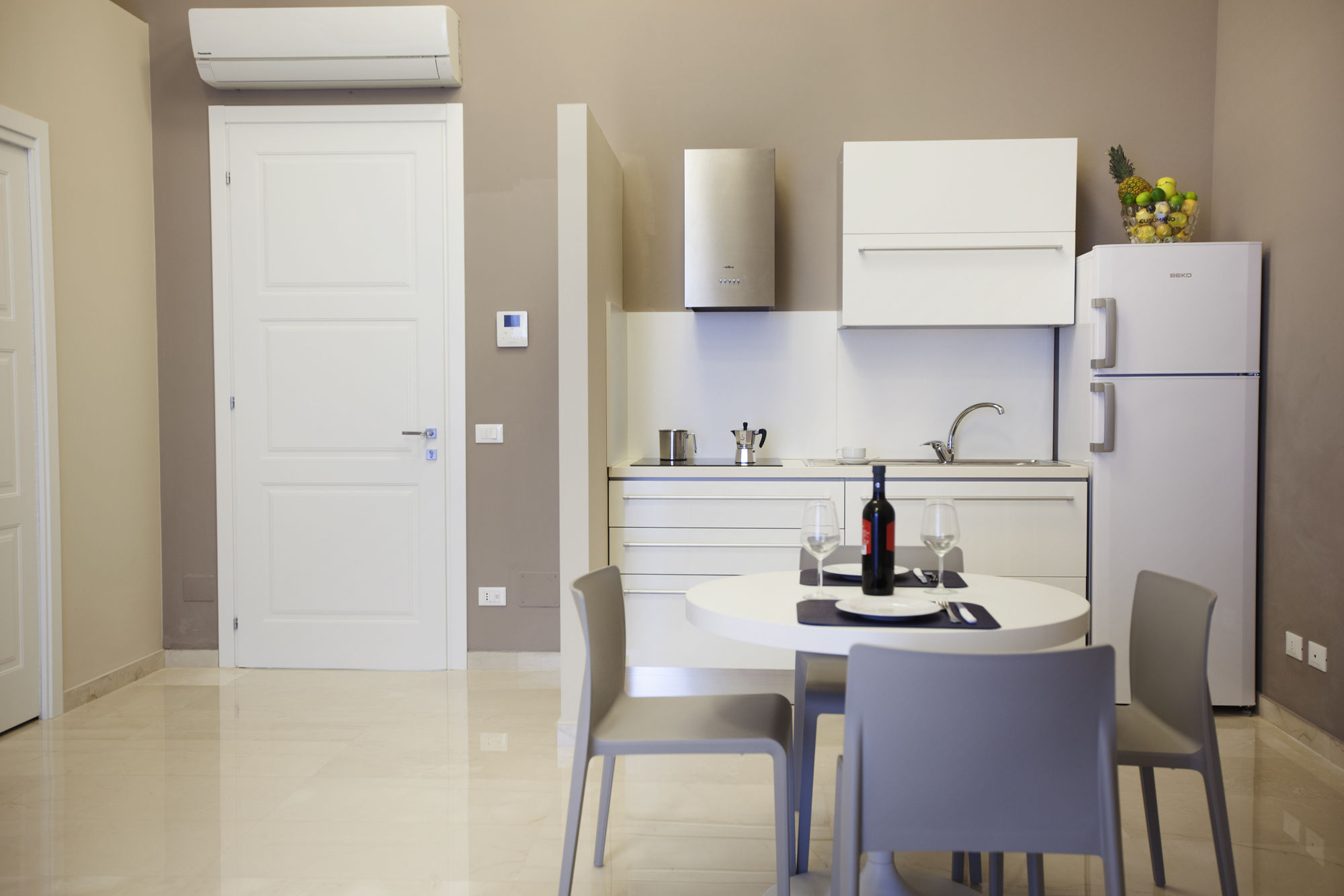 Фото Central Gallery Rooms