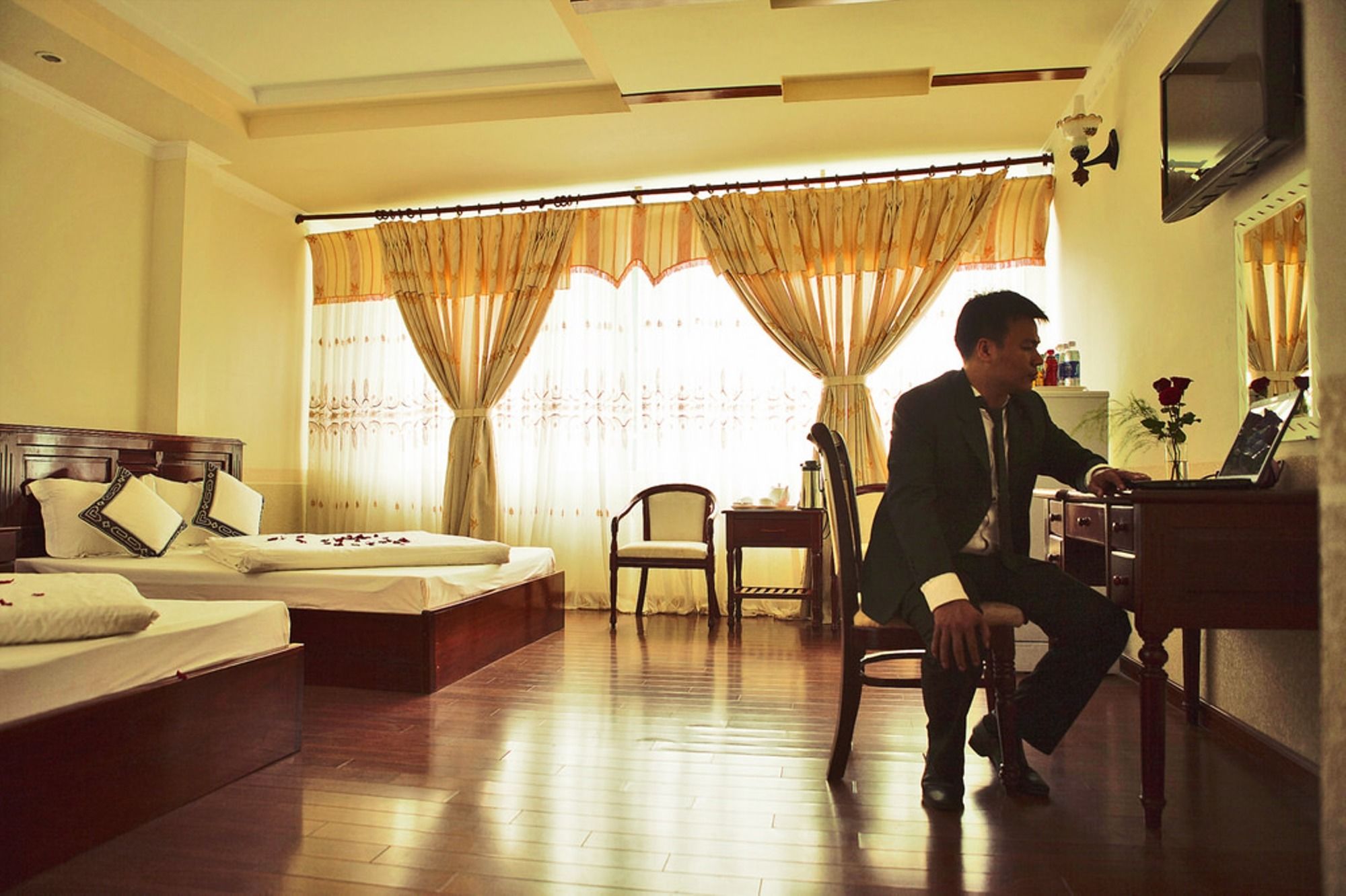 Фото Lan Vy Hotel