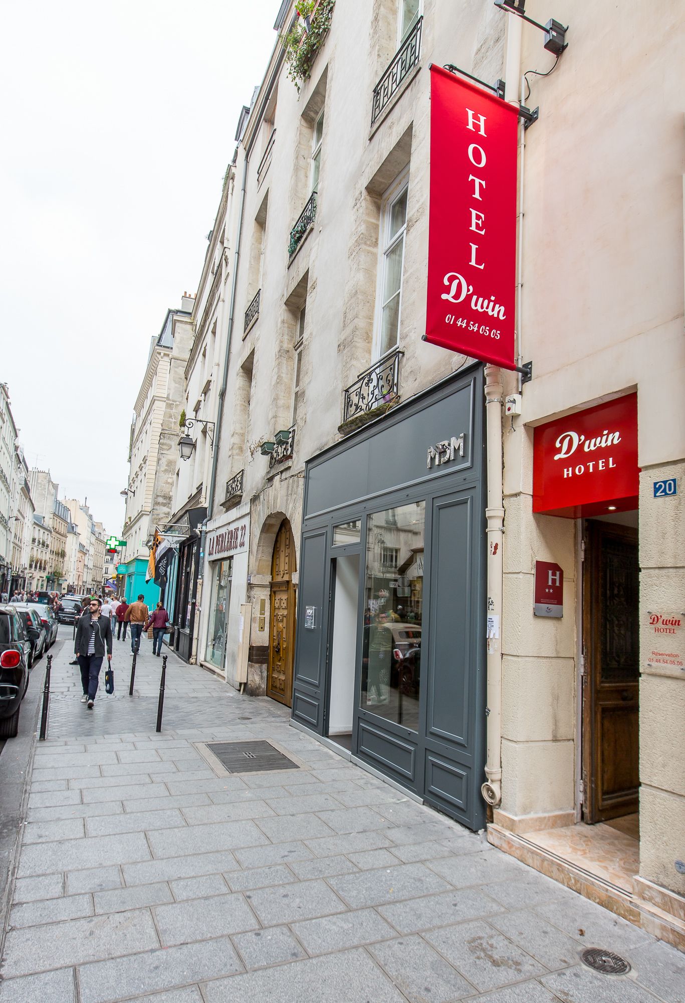 Фото отеля 2