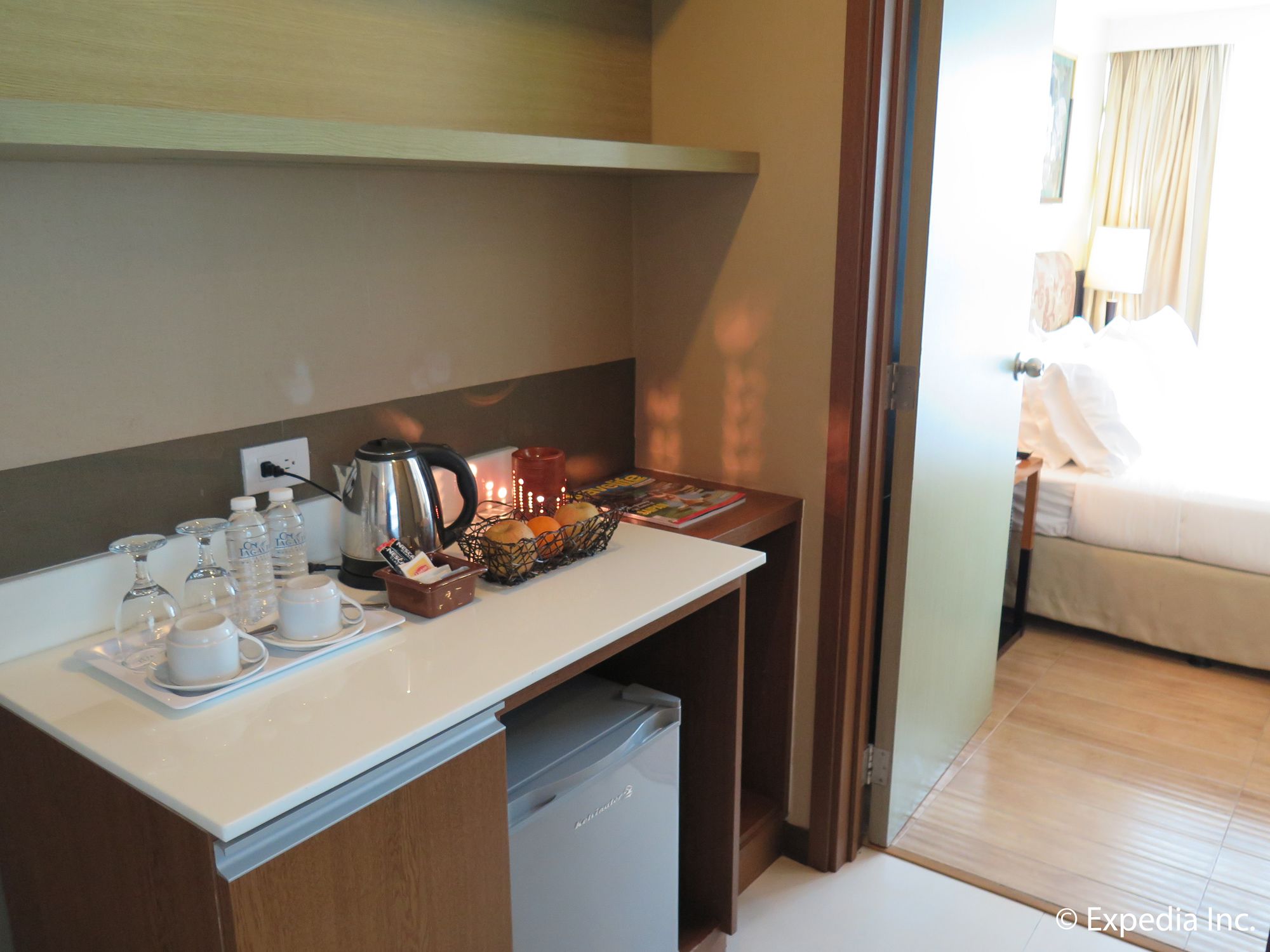 Фото One Tagaytay Place Jg Vacation Rentals