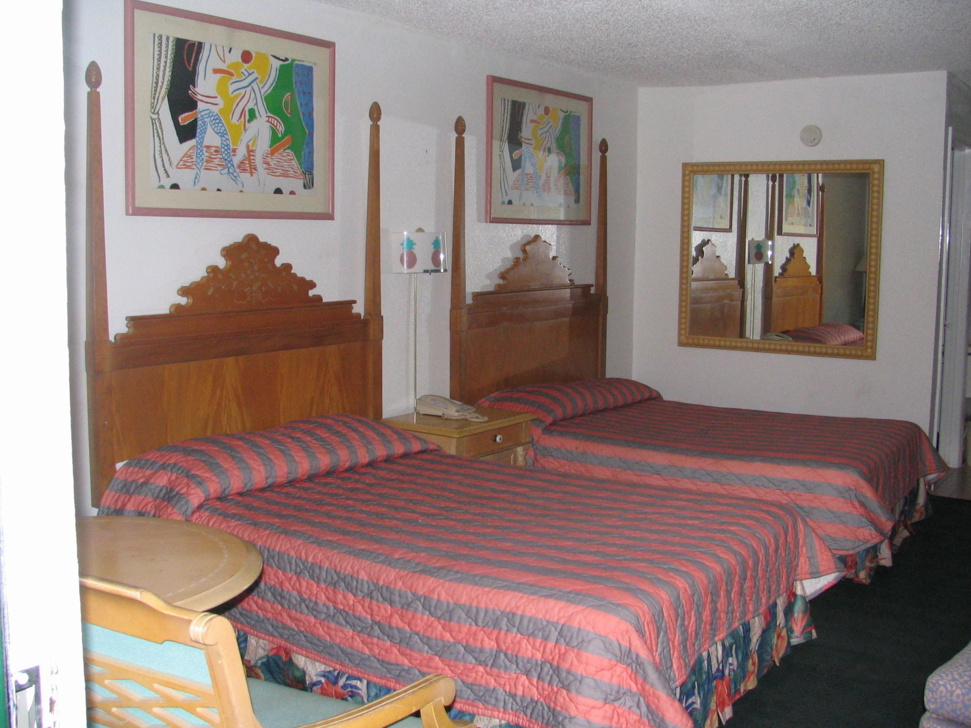 Фото Ambassador Inn