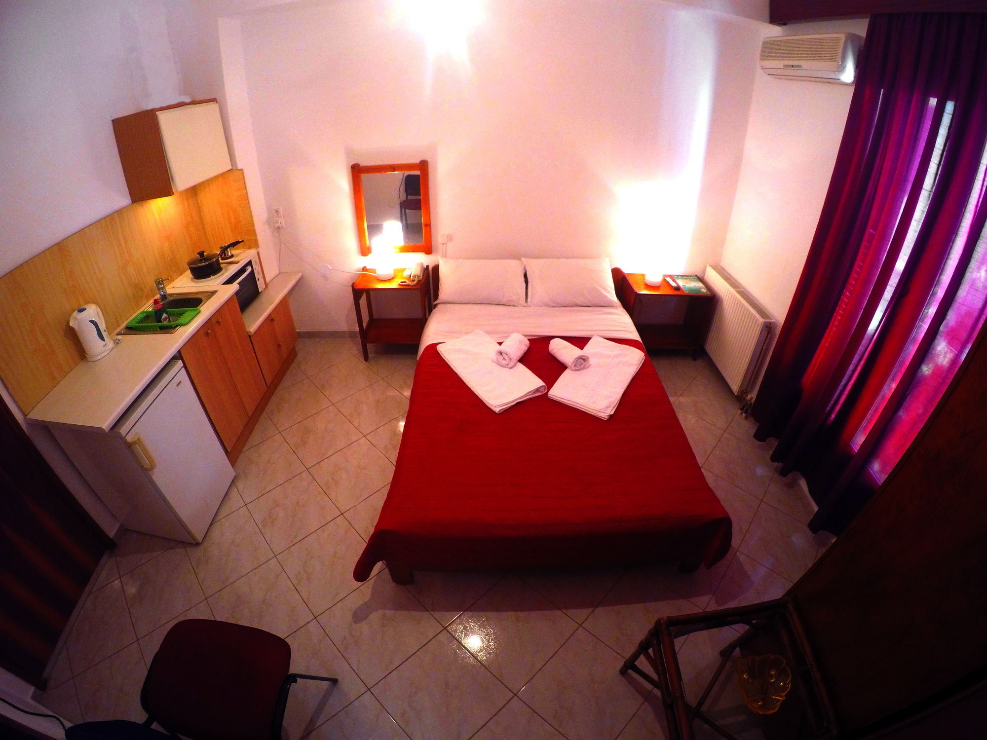 Фото Atlantis Hotel