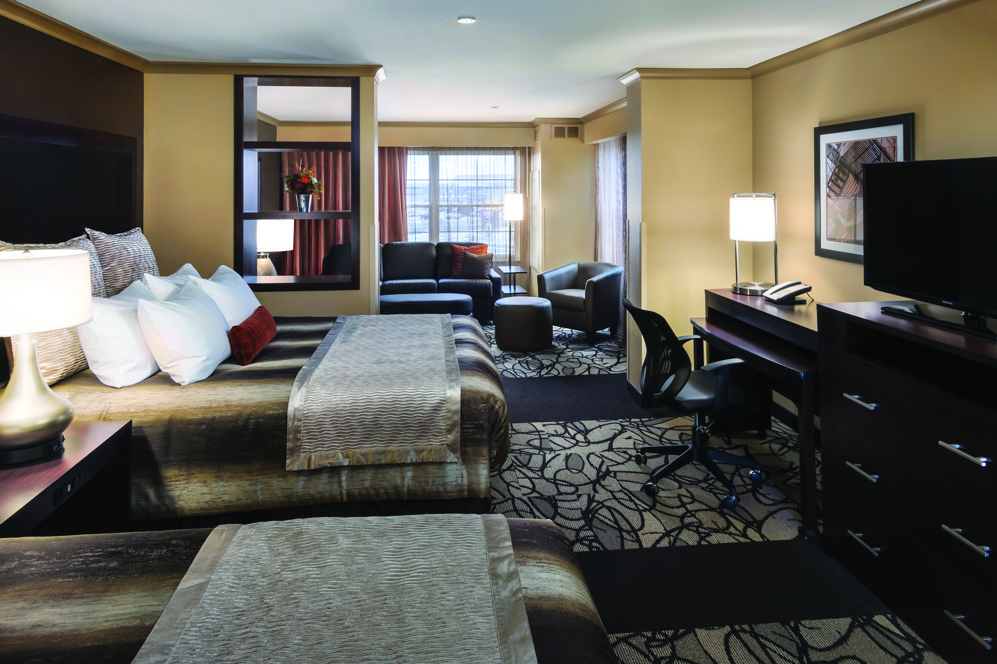 Фото ClubHouse Hotel & Suites - Fargo