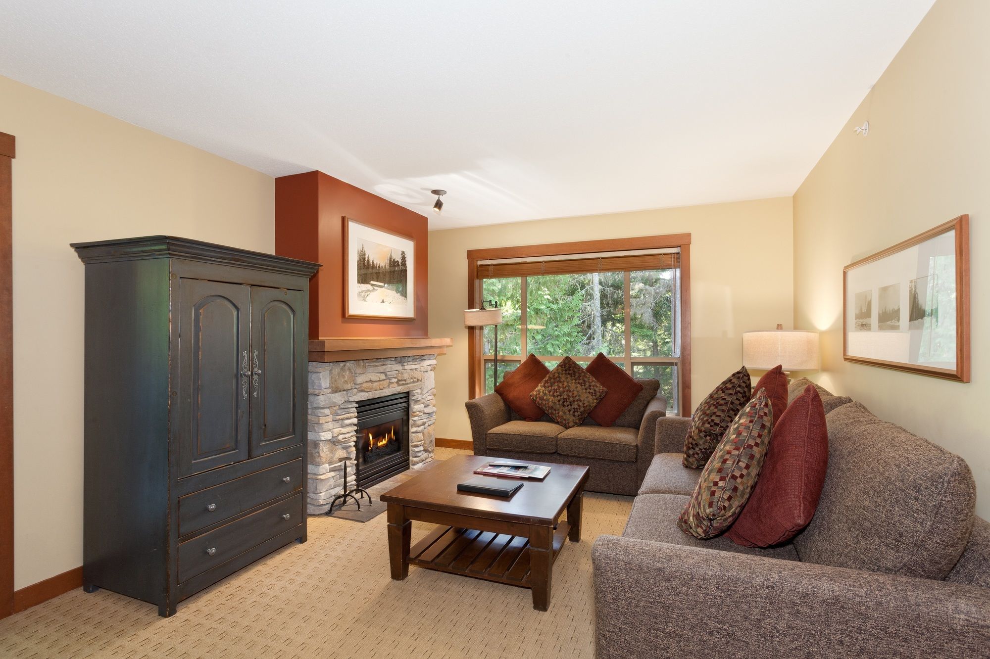 Фото Horstman House by Whistler Premier