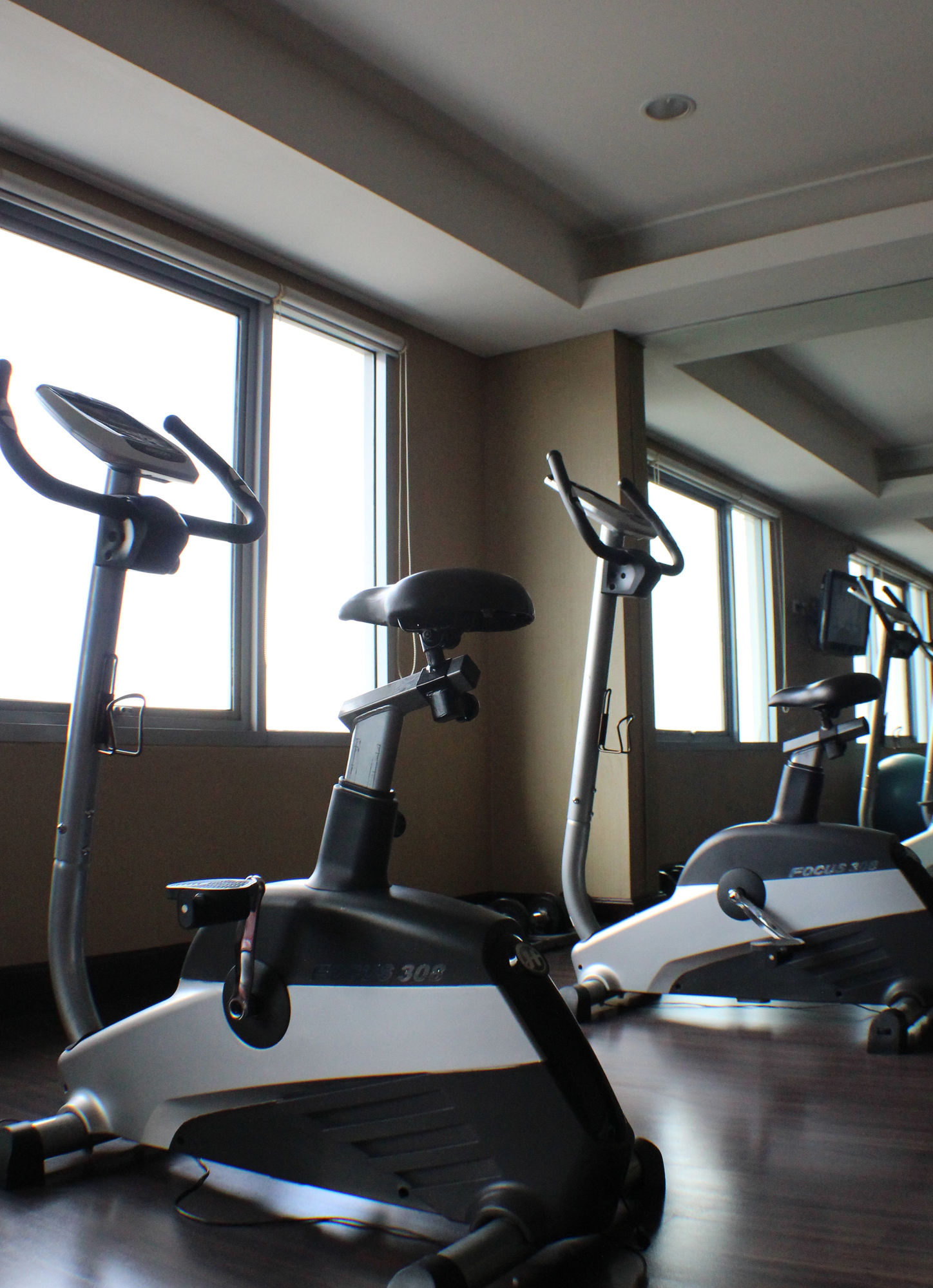 Фото Hotel Santika Pandegiling Surabaya