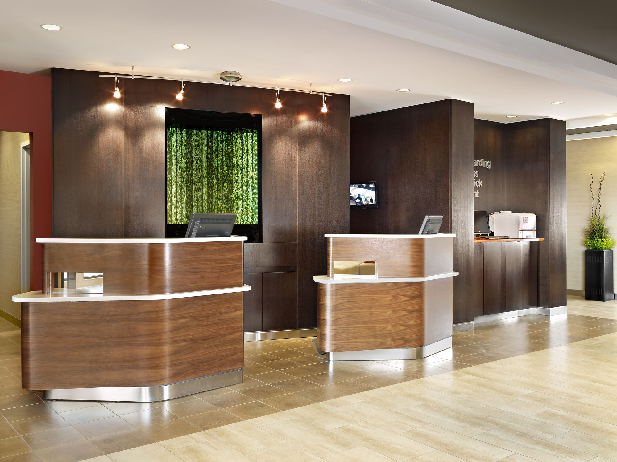 Фото Courtyard by Marriott Edmonton West