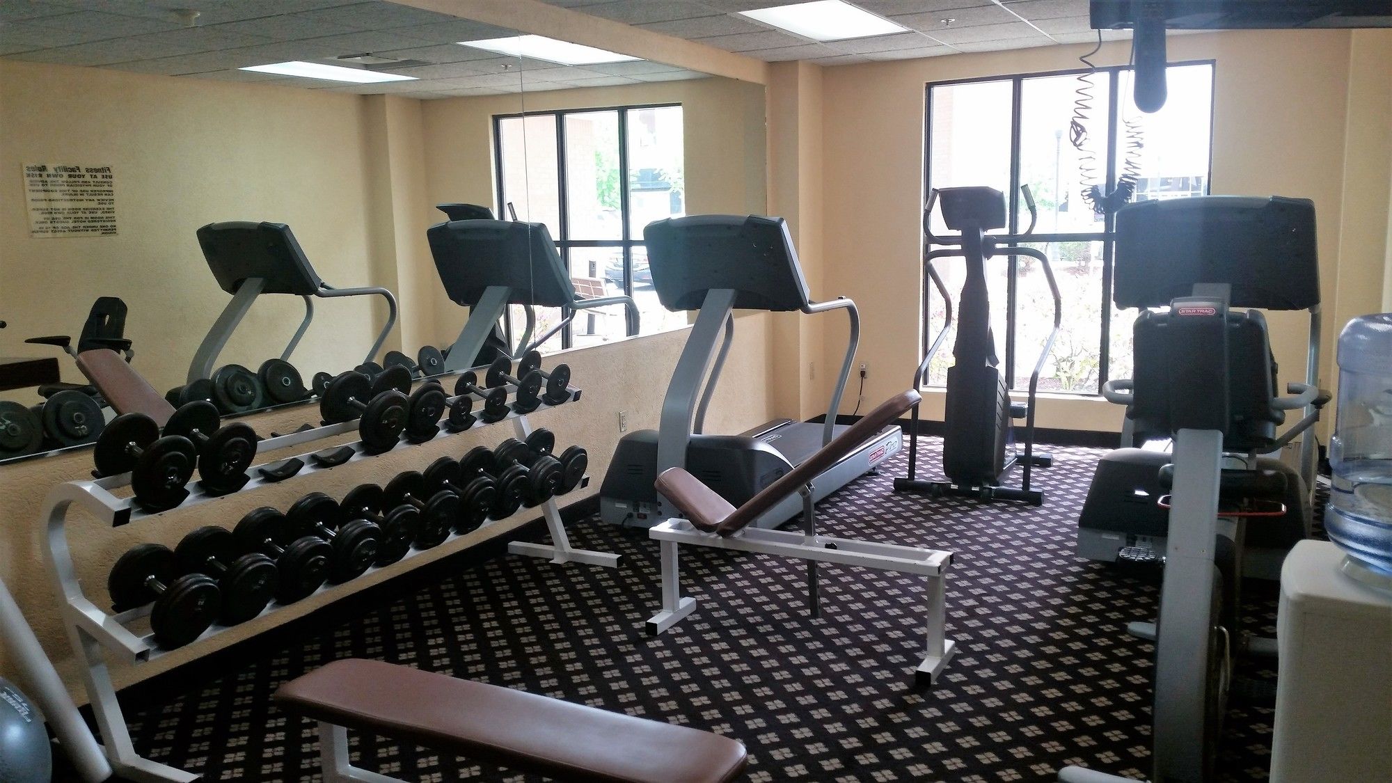 Фото Delta Hotels Huntington Downtown