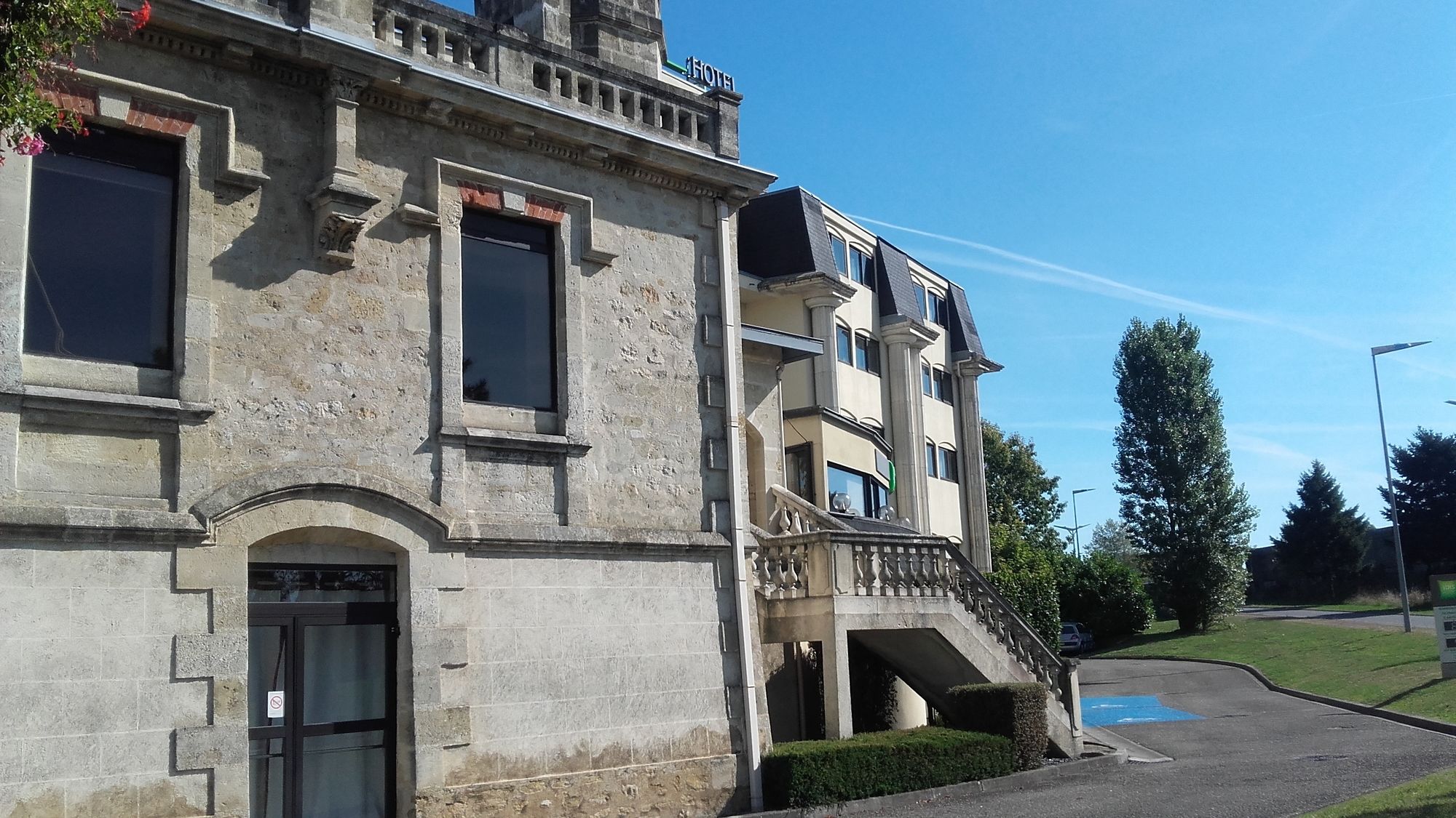 Фото Ibis Styles Bordeaux Sud