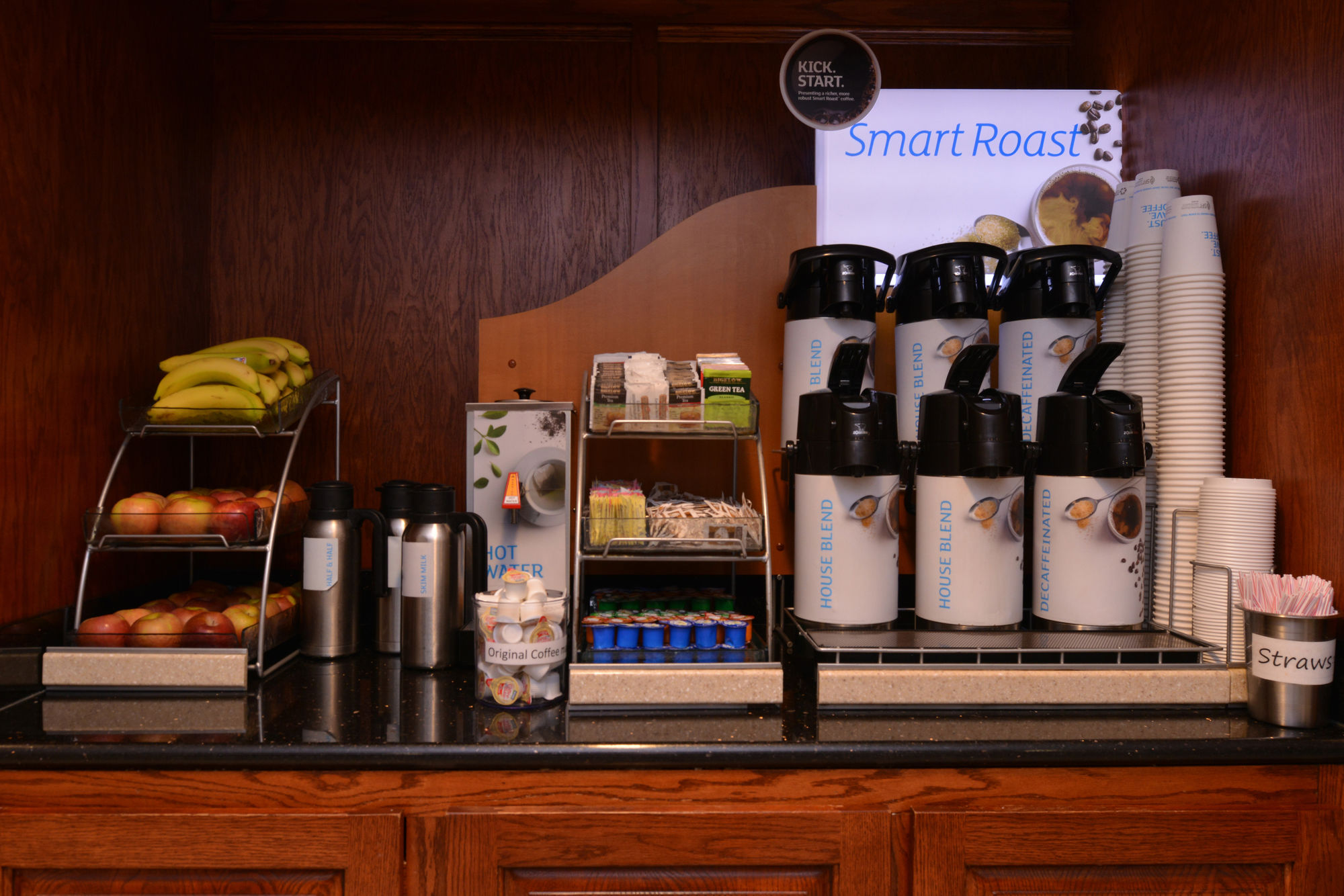 Фото Holiday Inn Express & Suites Harrison