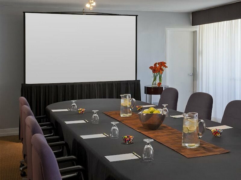 Фото Holiday Inn Denver East, an Ihg Hotel