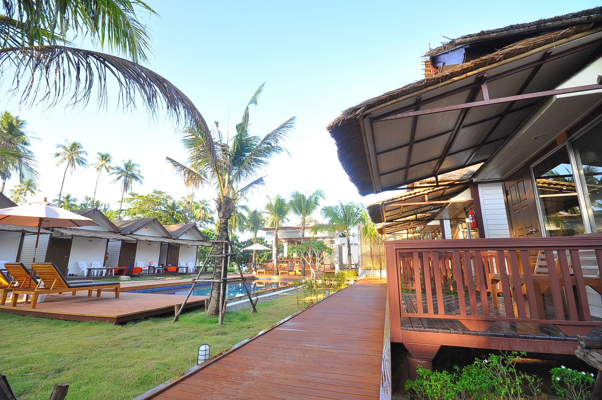 Фото Isle Beach Resort