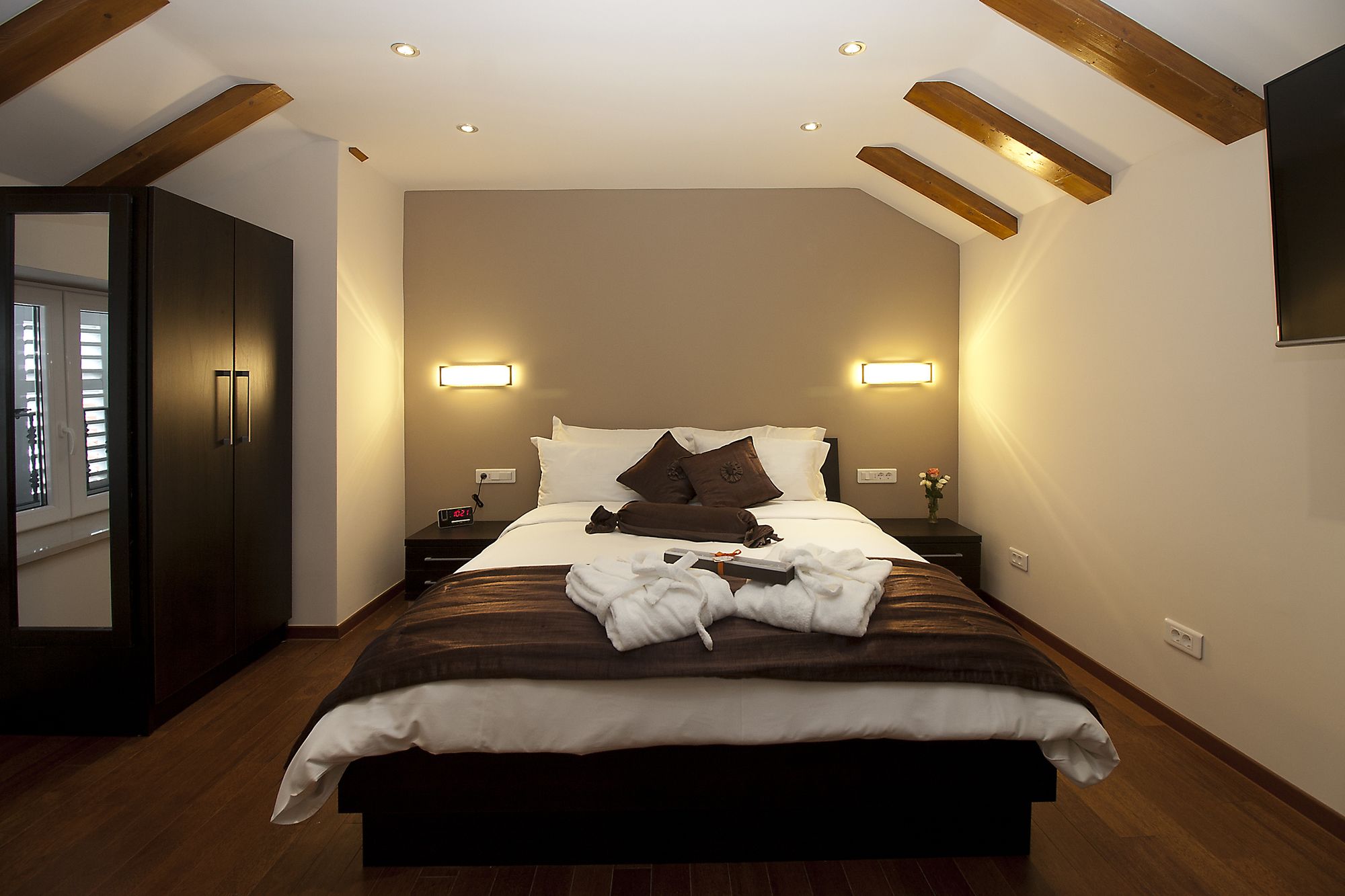 Фото Palace Suites Heritage Hotel – Adults Only