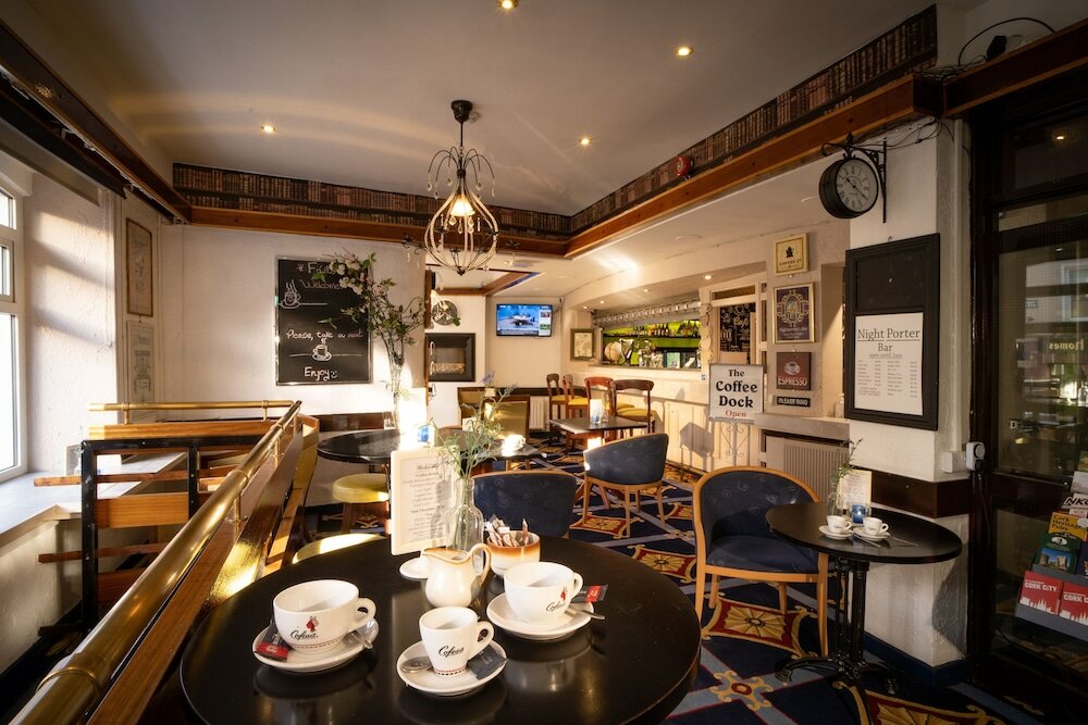 Фото Ashley Hotel